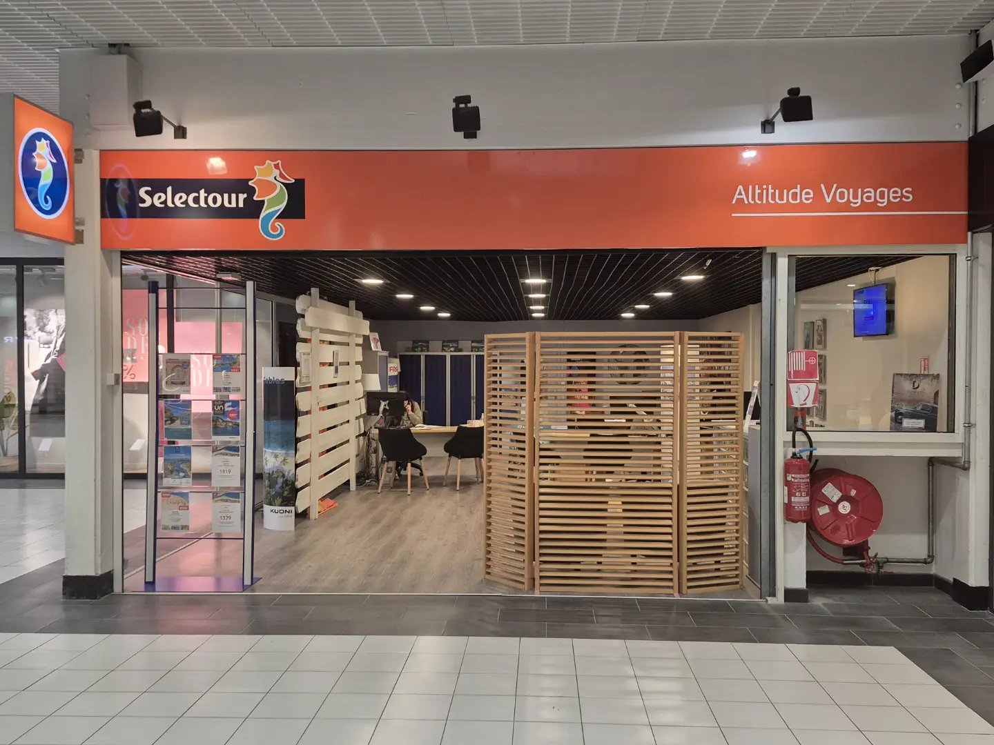 Foto 4 di Selectour - Altitude Voyages